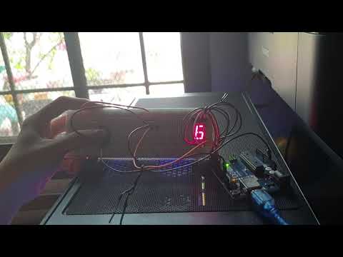 Arduino 7 Segment - 9 to 0 when switch is pressed
