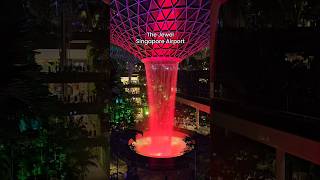Jewel Changi Airport, Singapore 🇸🇬 💞🥰✈️#jewelchangiairport #jewel #singapore #asia #lightshow #happy