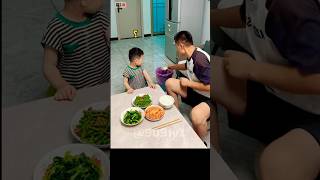 Maybe I made a mistake, Dad is very angry, let's eat quickly. #baby