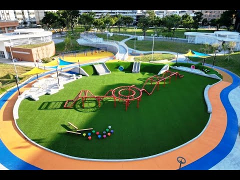 彰化市延平公園，超巨大難度高攀爬網，高速滑索區百玩不膩，坐一次就上癮包覆式盪鞦韆，彰化親子公園人工草皮永久綠化