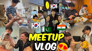 Dana meets @mylovefromkorea17 ‘s baby 🇵🇰❤️🇰🇷