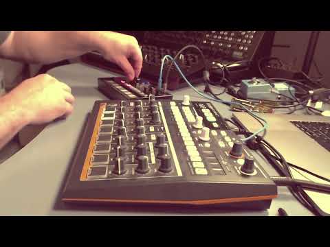 Acid jam with Volca Nubass and Arturia DrumBrute Impact