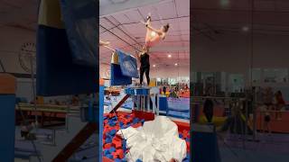 One day… I WILL catch the bar 🔥#gymnast #release #jaeger #fail #flip #shorts #rileyroo