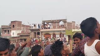 चिराग पासवान का ,हेलीकॉप्टर आते हुए//मची बेला में ,खलबली पूरा गर्दा से भर गए थे 🫶