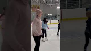 #ice-skate #kidsvideo #iceskatingvideo #iceskating #iceskatingtrend #kidsyoutube #iceskates