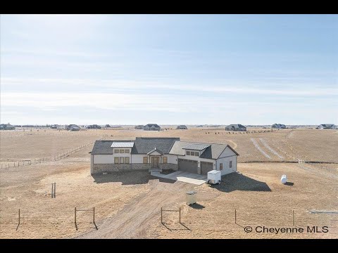 Home For Sale - 2379 Silver Gate Way, Cheyenne, WY 82009