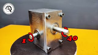 I made a 40 to 1 Gearbox