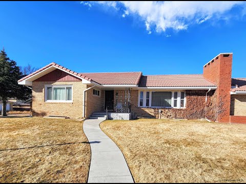 Home For Sale - 1618 Hot Springs Ave, Cheyenne, WY 82001