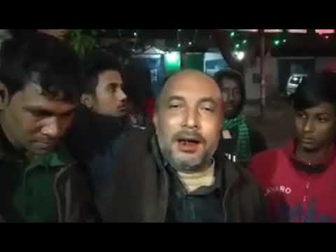 আওয়ামী লীগের গুন্ডাবাহিনী উনাকে মেরে রক্তাক্ত করে ফেলেছে বিবেকবান জনগণের কাছে বিচার রইল..।!!