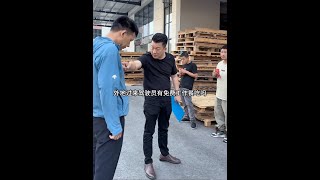 善待他们就是善待自己，大货车司机出门在外真的很不容易，请善待他们！#员工管理 #大货车司机 #正能量