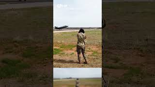 Not an easy job photographing the F-35 landing