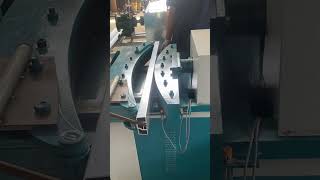 Hydraulic bending machine-Good tools and machinery make work easy
