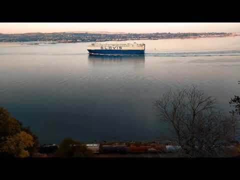 Evening Hyundai Glovis Summit Carquinez Strait