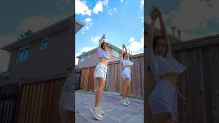 GOLDEN - HUNTRIX dance cover #dance #golden #huntrix #kpopdemonhunters #trending #viral #explore