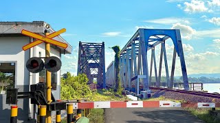 Perlintasan Kereta Api Jembatan Serayu Maos Cilacap, Jawa Tengah
