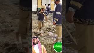 Makkah Medina Mein Safai Ka Kaam | Saudi Arabia Jobs 2025 🇸🇦 #shorts #saudijobs #makkah
