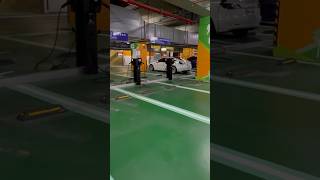 台鐵 南港車站 B2地下停車場 電動車充電停車位