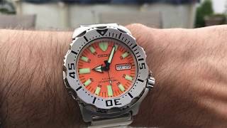 Short video of Seiko SKX781 (First generation Orange Monster)