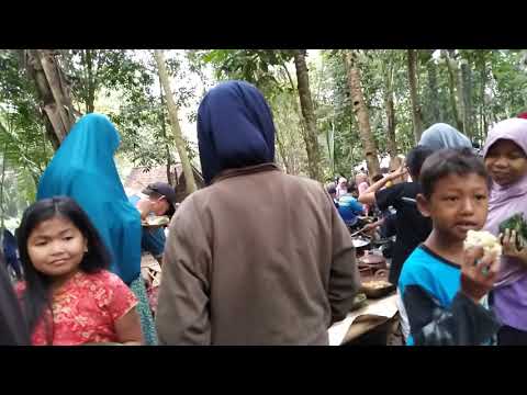 pasar lembah merapi