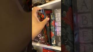 Book ASMR #asmr #booktube #satisfying #asmrbooks