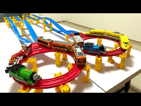 10 Thomas the Tank Engine & 10 JR Trains ☆ Fun Race (Plarail Course)