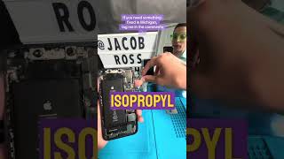 This is how you fix the screen on a #iphone 11 #lcd #fypシ゚viral #repair #phonerepair #DIY #tech