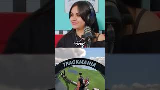 Zach reacts to Tara's secret behind her head 😶