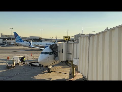 (Fly into wildfire) United Airlines UA332 San Francisco (SFO)-Los Angeles (LAX) 1/10/2025 B737-900ER