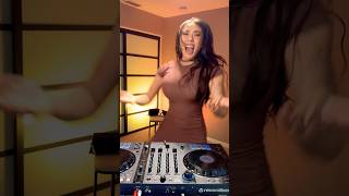 Just a girl who likes dubstep and dancing #edm #edmshorts #dubstep #hapa