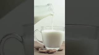 经加拿大乳制品委员会（CDC）批准，加拿大的牛奶价格从2月1日起上涨2.2%，大约每公升涨价2分 #podcast #shorts #canada