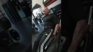 Maximize Your Power: Charles Glass’s LEG PRESS Technique Uncovered! #charlesglass #goldsgym
