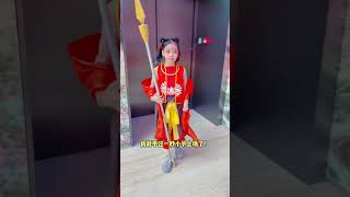 看完电影哪吒2后的女儿精神状态绝了！#哪吒240h接力产粮话题##哪吒之魔童闹海话题 #viralvideo #funny #viralvideo  #trending #youtubeshorts