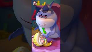 咕咕嘎嘎！鯊魚寶寶不睡覺😴 #babybus #寶寶巴士 #kidssong #兒歌 #shorts