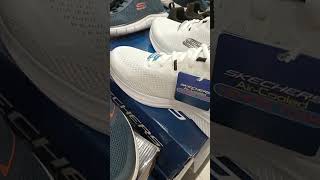 Skechers shoes 50% discount #shortvideo #shoelovers #shoes #satisfyingvideo