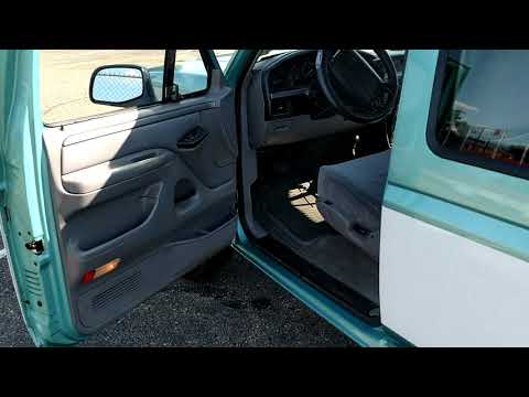 1995 Ford F150 Walk Around