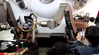 「しんかい6500」マニピュレータ操作実演