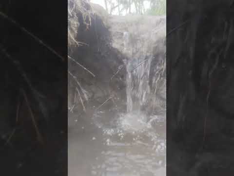 देशी छोटा सा झरना 😱 #viralshorts #youtubevideo #shortvideo #status #short #video #viralreels