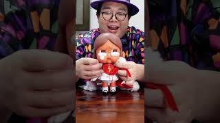 開箱「MEGA CRYBABY 400% 心碎女王」