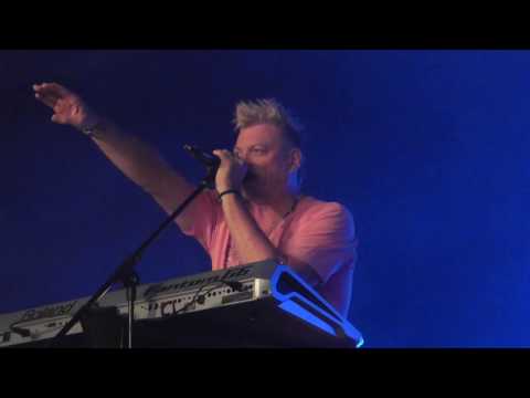 2 Fabiola - Magic Flight (Live At Totally 90's In Affligem 18-10-2014)