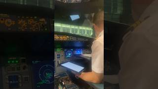 A320 prepare for take off #travel #pilot #aviation #cockpit #japan #a320 #cockpitviews