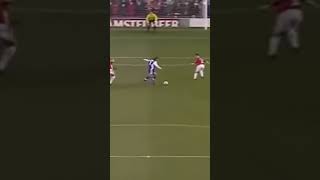 Batistuta’s Goal Against Manchester United.