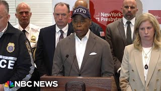 ‘He was saving lives’: NYC Mayor honors officer killed in shooting
