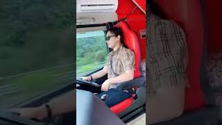 vakker kvinnelig sjåfør #chinese #girl #driving #car #fyp #shortvideo #ladydriver #bhojpuri #music