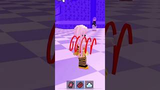 Look, I'm flying on the cloud! #roblox #gaming #shorts