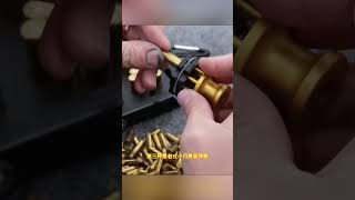 打破你认知的左轮装弹器#综艺 #解说 #解說