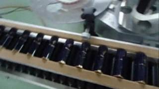 Side tap on cosmetic  Labeling machine