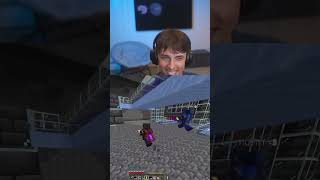 Drdonut crashes his server #minecraft #shorts #cpvp #crystalpvp #drdonut #donutsmp #dream #pvp