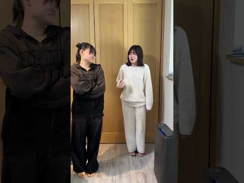 【即興ダンス？】3姉妹でTikTokで流行ってる「なんか気まずくない？」を踊ってみた！#Shorts