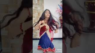 tik tok #Aakanksha cute perform(1)