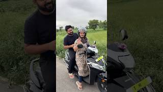 Aaj scooty chalai par jaldi hi cheen li #dailyvlogs #minivlog #scootydriving #familylove #shorts